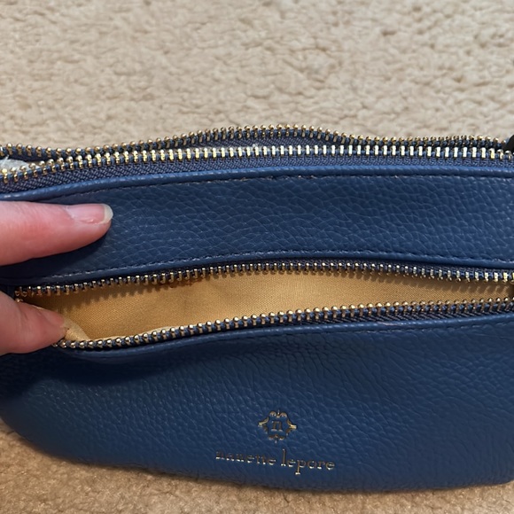 Zippered wristlet - Picture 5 of 5